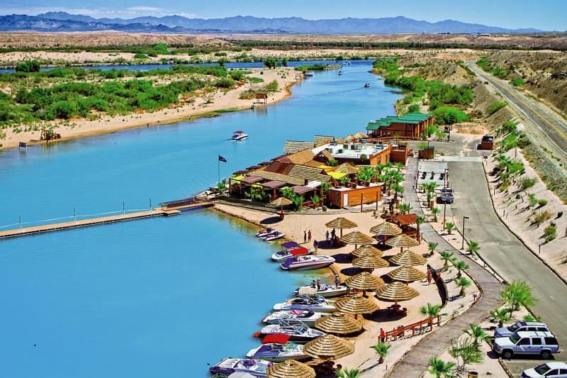 Pirate Cove Resort & Marina Needles Zewnętrze zdjęcie