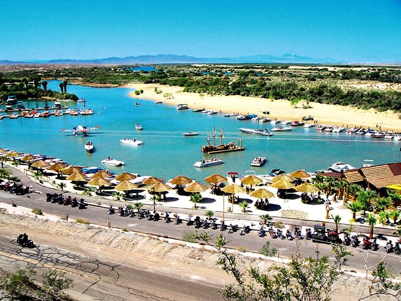 Pirate Cove Resort & Marina Needles Zewnętrze zdjęcie